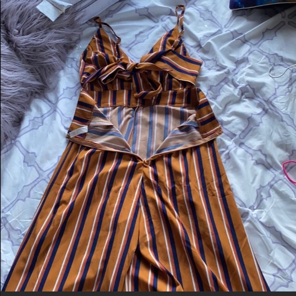 Striped Jumpsuit - Picture 3 of 3